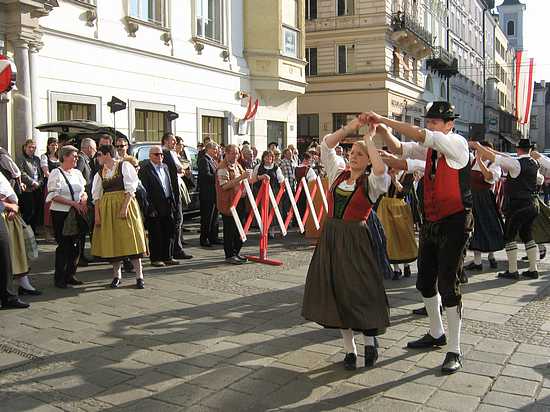 Maibaum_Linz_031.JPG